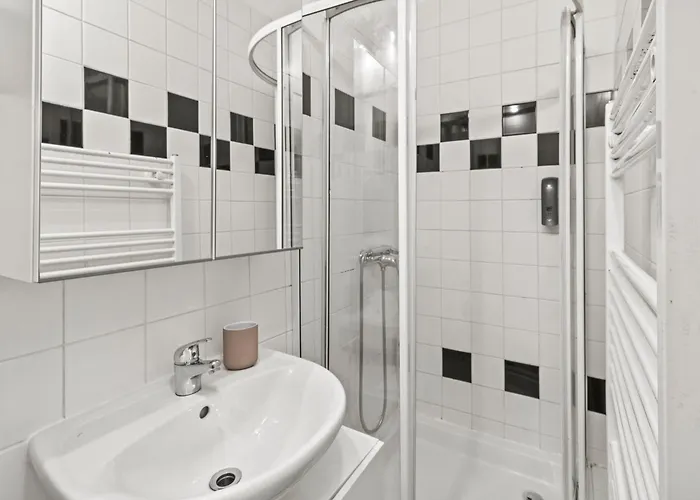 Near Innere Stadt 3min Walk To U4 Friedensbruecke * Βιέννη